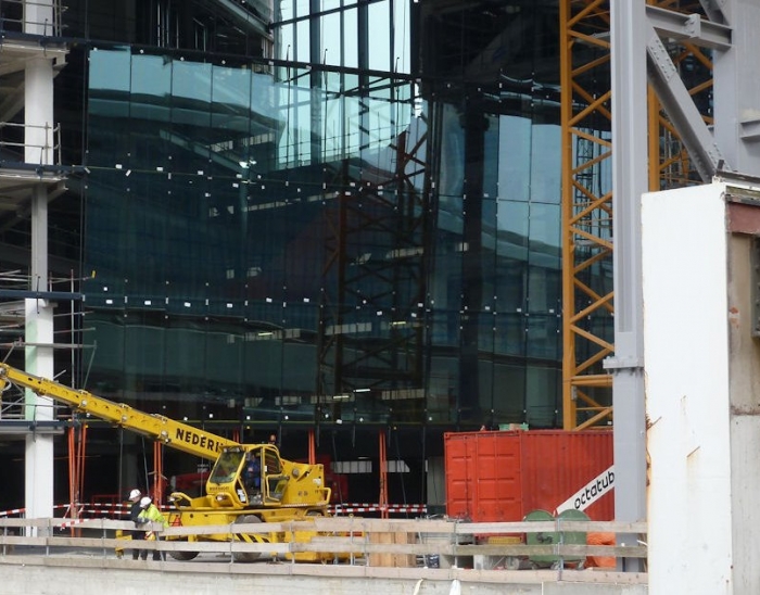 Plaatsing Glas voor Stadskantoor Utrecht