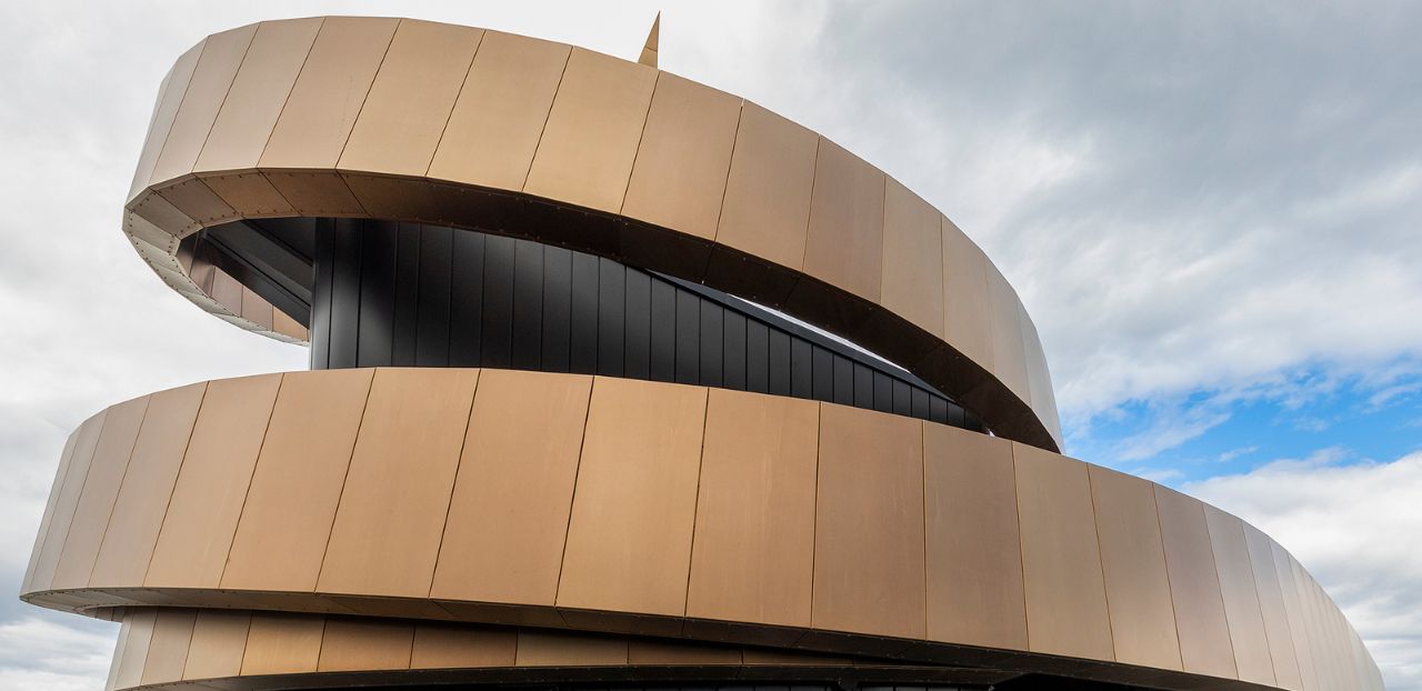 W Edinburgh - St James Quarter