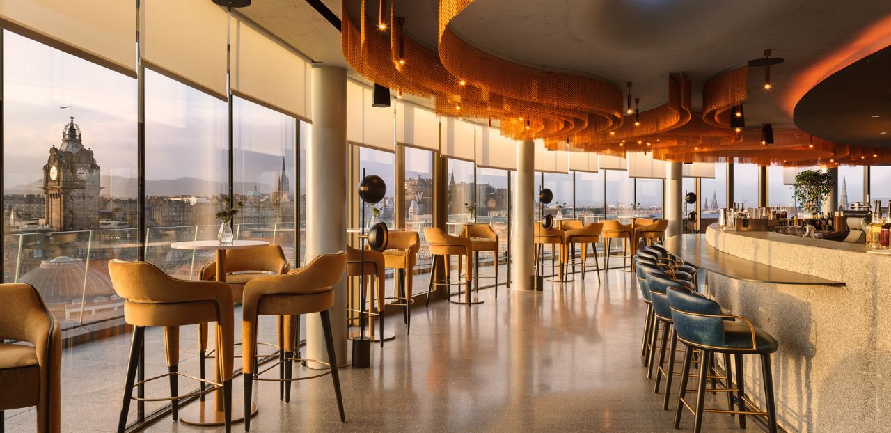 W Edinburgh - St James Quarter